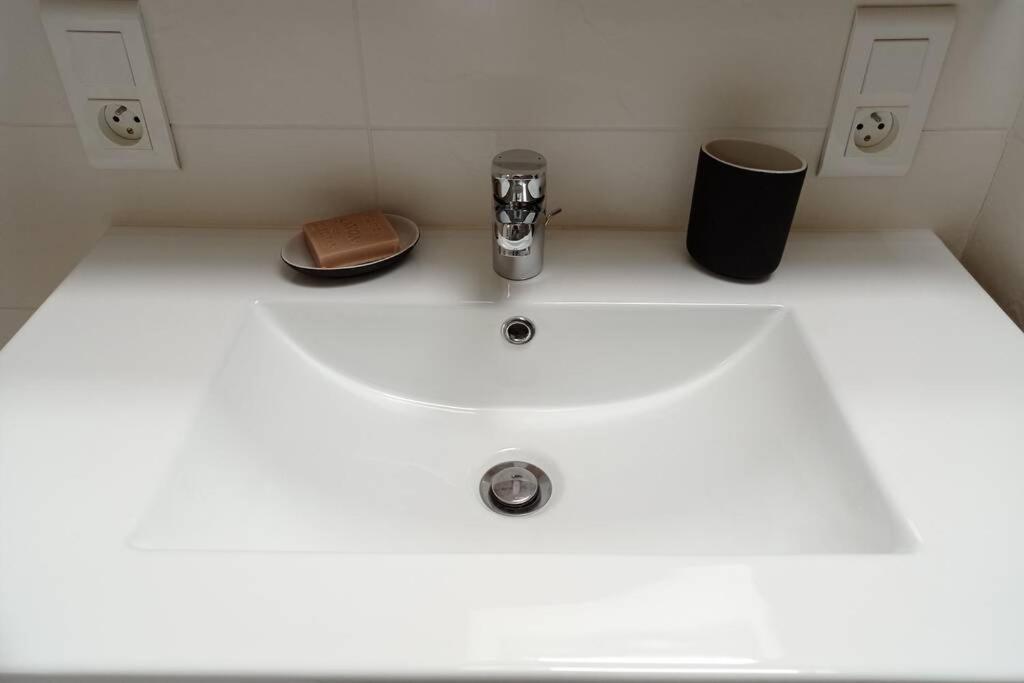 אובנה Appartement Neuf Tout Confort מראה חיצוני תמונה